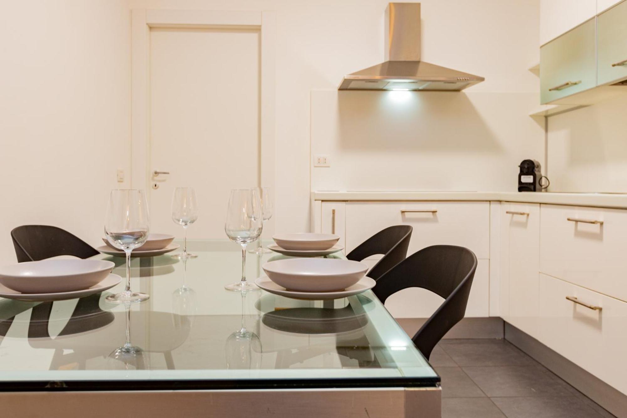 Premuda20 Milan Elegant Apartment Экстерьер фото